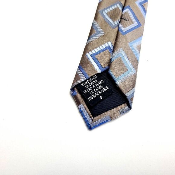 Croft &‎ Barrow Beige Blue Woven Geometric Silk Tie Stain Resistant - Picture 5 of 7